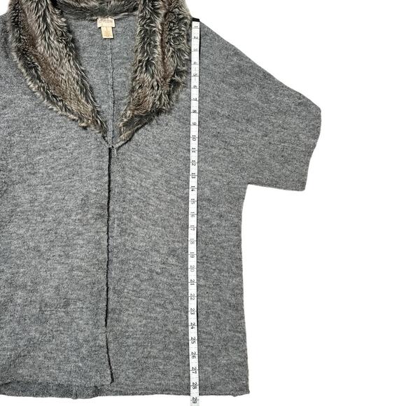 Chico’s Lillian Gray Wool Blend Faux Fur Collar Cardigan Sweater - Picture 14 of 15